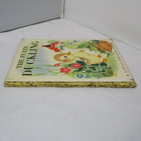 Vintage 1949 Childrens Little Golden Book The Fuzzy Duckling - Picture 3 of 6